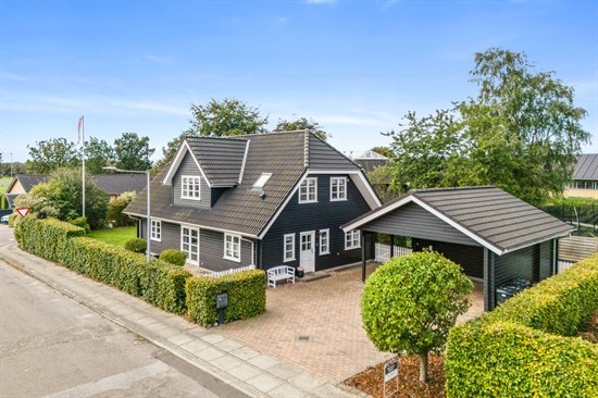 billede af boligen