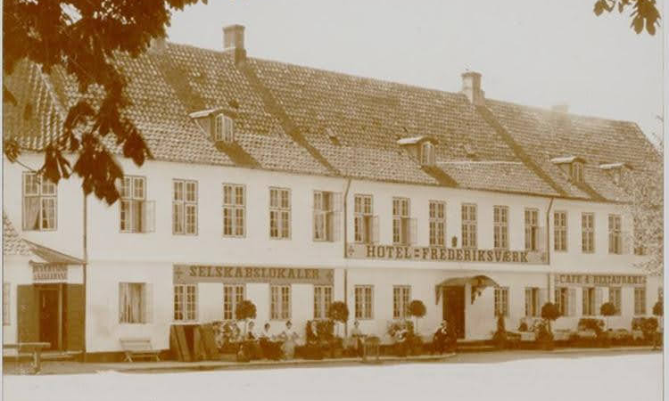 Byvandring: Frederiksværks gamle kroer, hoteller & værtshuse