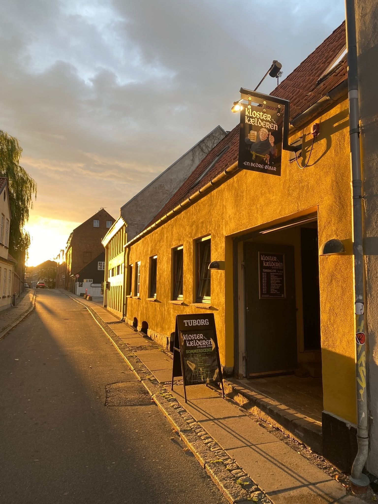 Klosterkælderen og Djalmas Mad & Vinbar