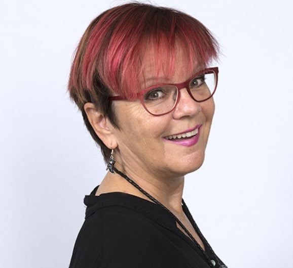 Lotte Riisholt med band