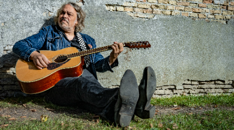 Uffe Lorenzen & Support: Trine Trash