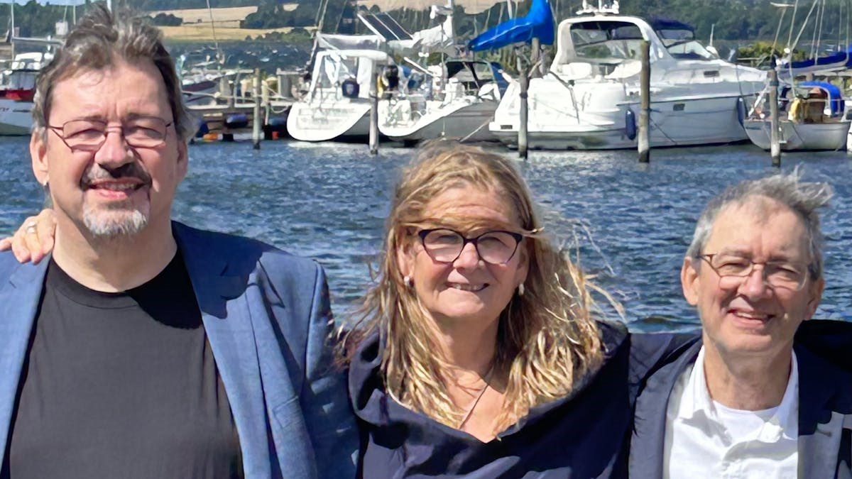 Sangskaderne og Helle Nerup jazz trio i GRAND