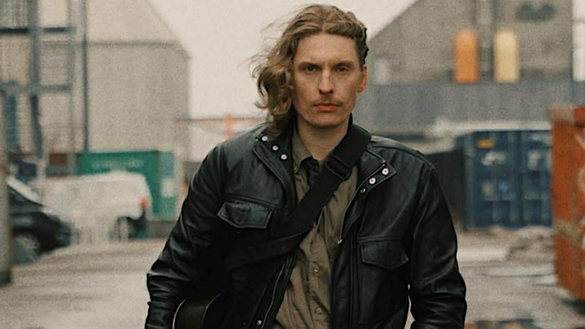 Intim koncert med Mattias Kolstrup