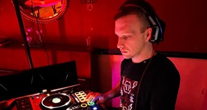 Nattergalen - gratis diskotek for voksne