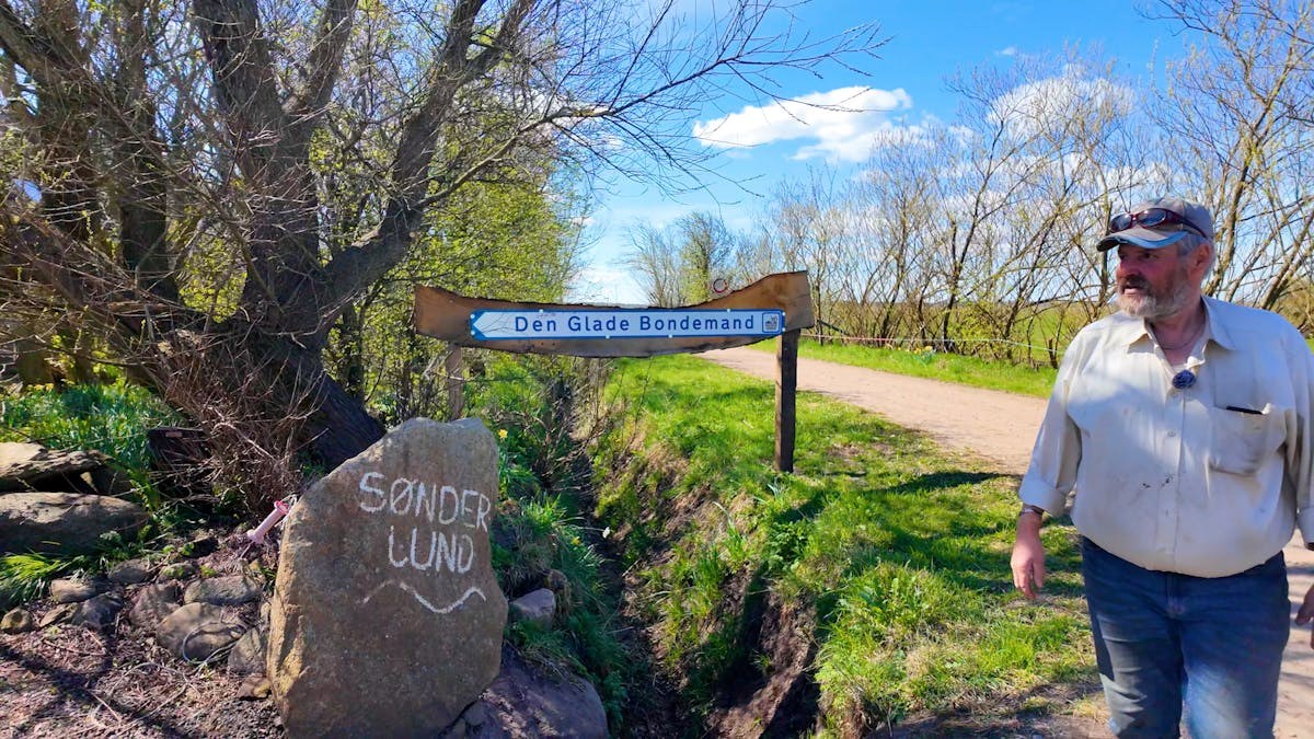 Fra Jord til Bord - Rundvisning på gården & Pølser fra Frilandsgrise