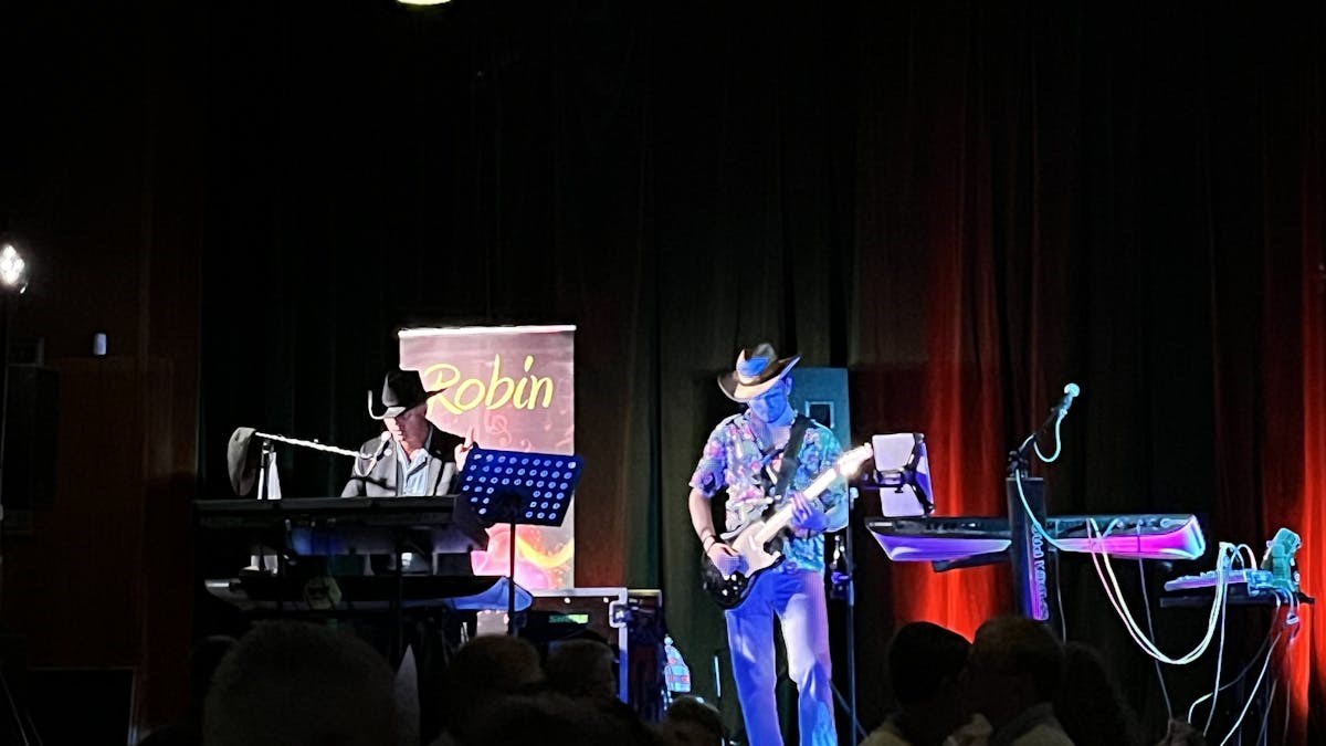 Haderslevhus: Mega-Bal med Robin & Martin