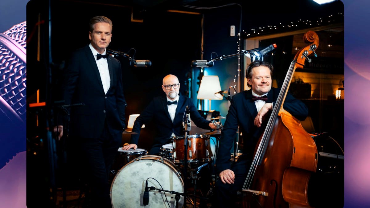 Jacob Venndt's Fabulous Swing Trio "10 Gamle Danske"