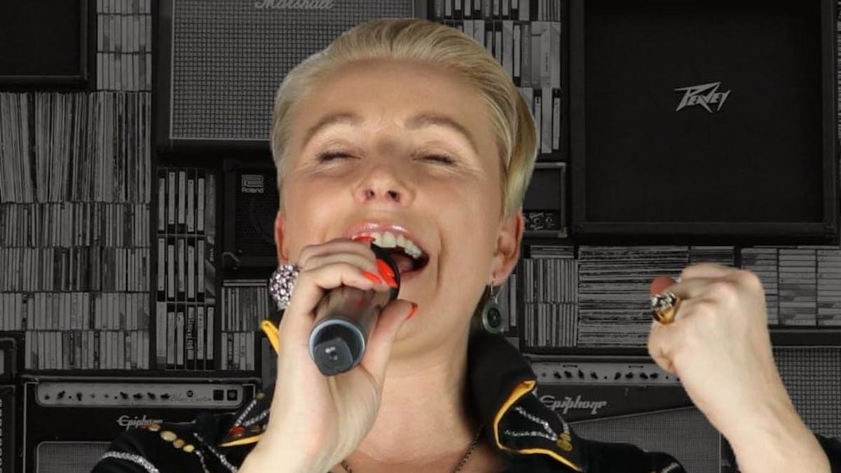 Nostalgisk Elvis Show med "Female Elvis"