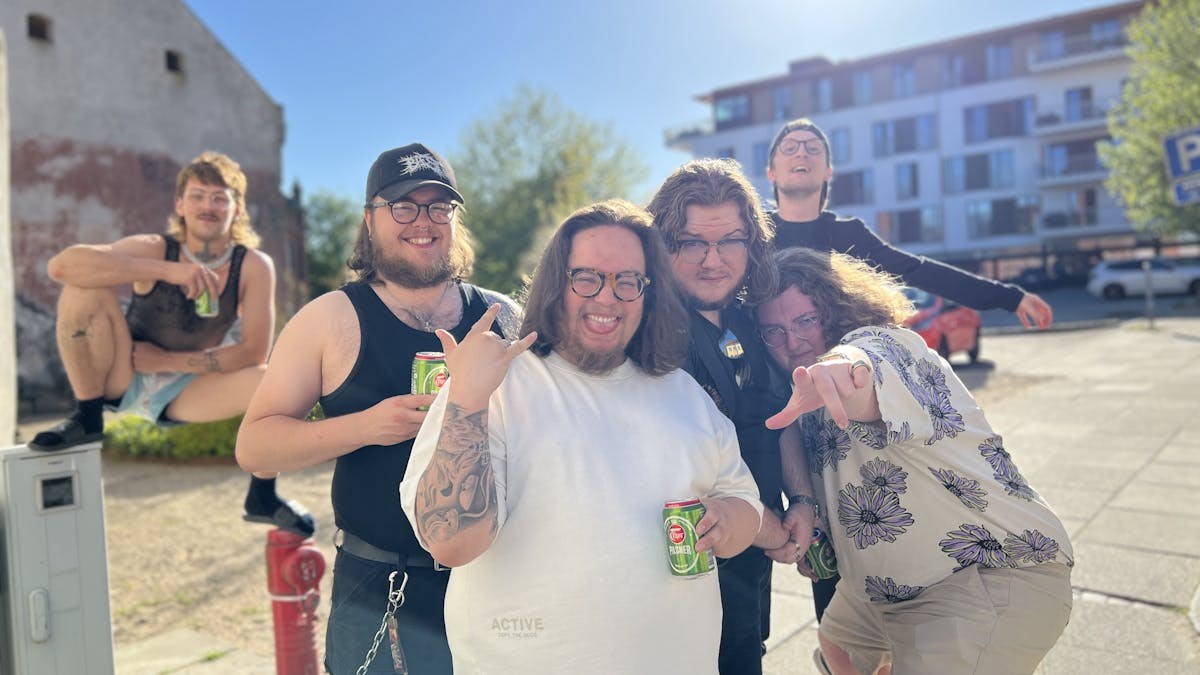 Evigby + Ung Dreng + KÅRE // Underværket, Randers