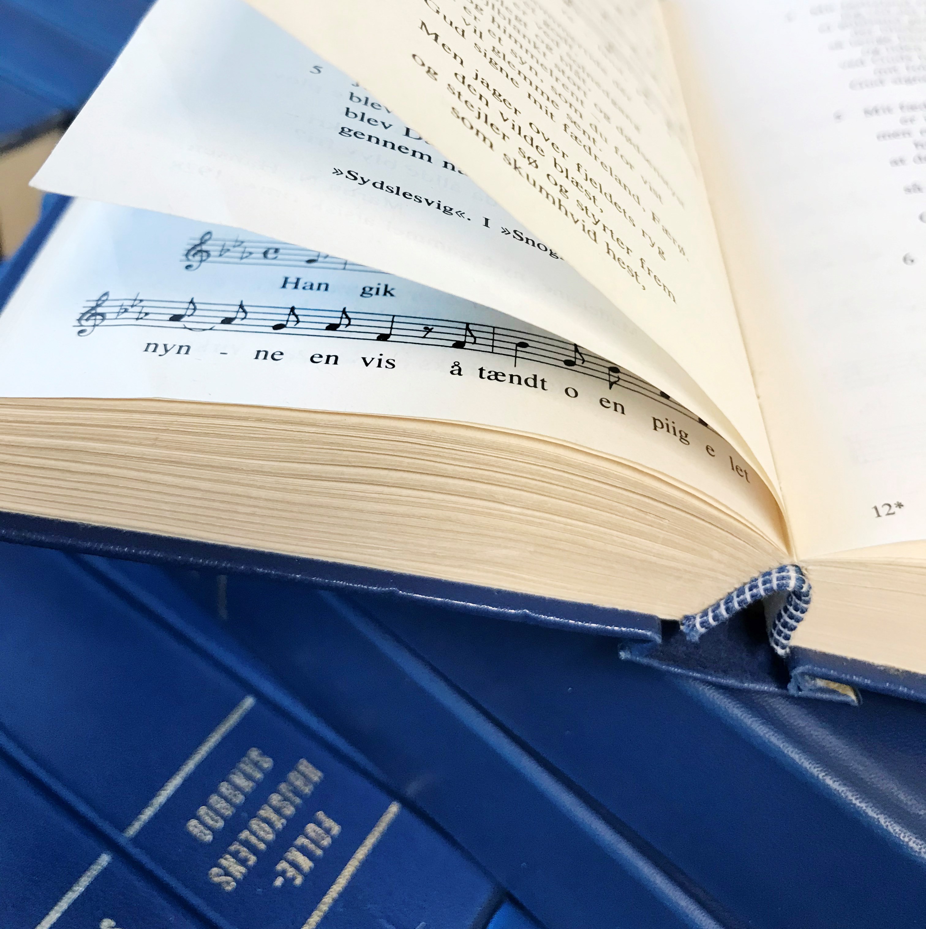 Morgensang i Mosaikken