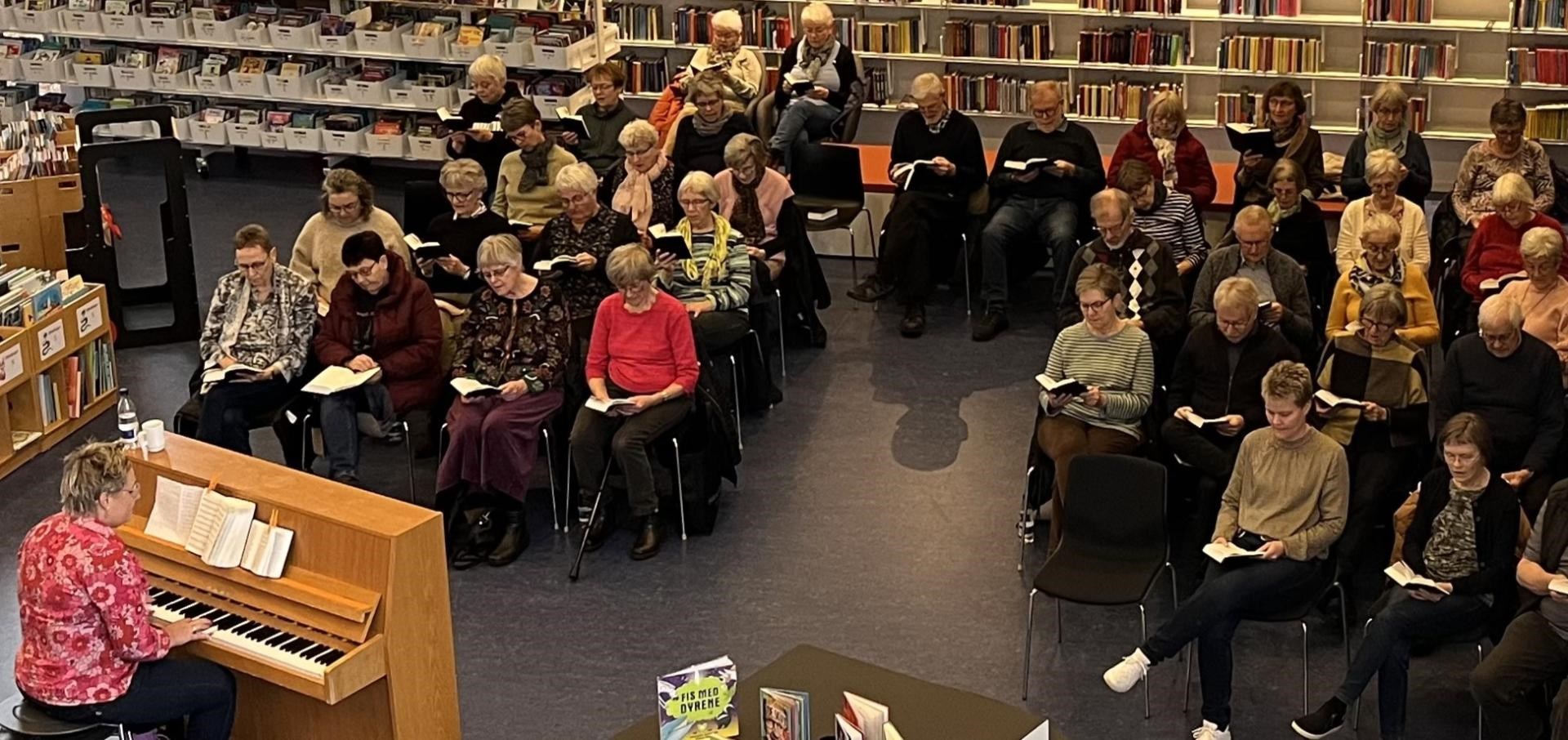 Syng dagen i gang på Magion biblioteket