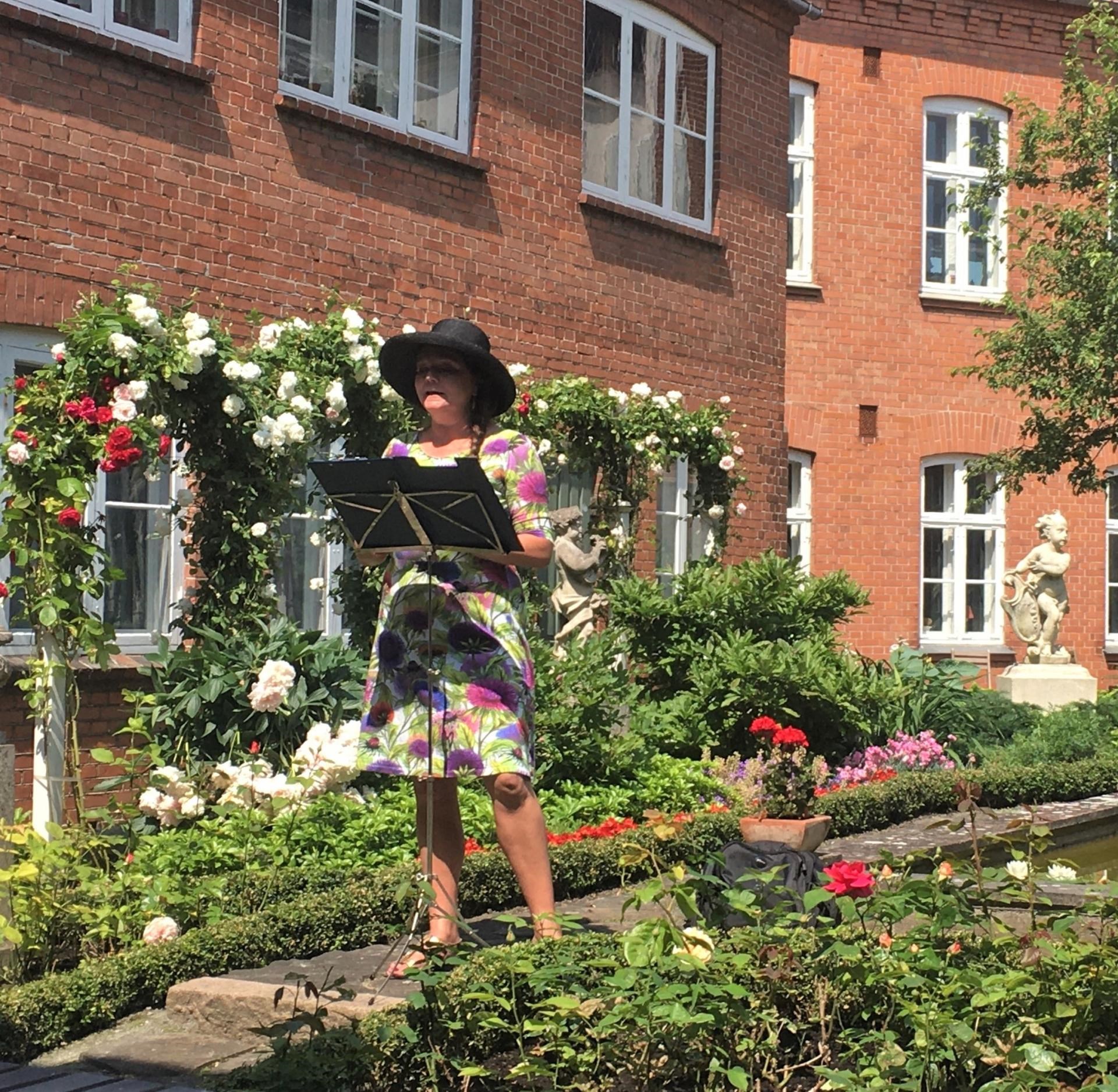 Stemningslæsning for voksne i Ernsts Have