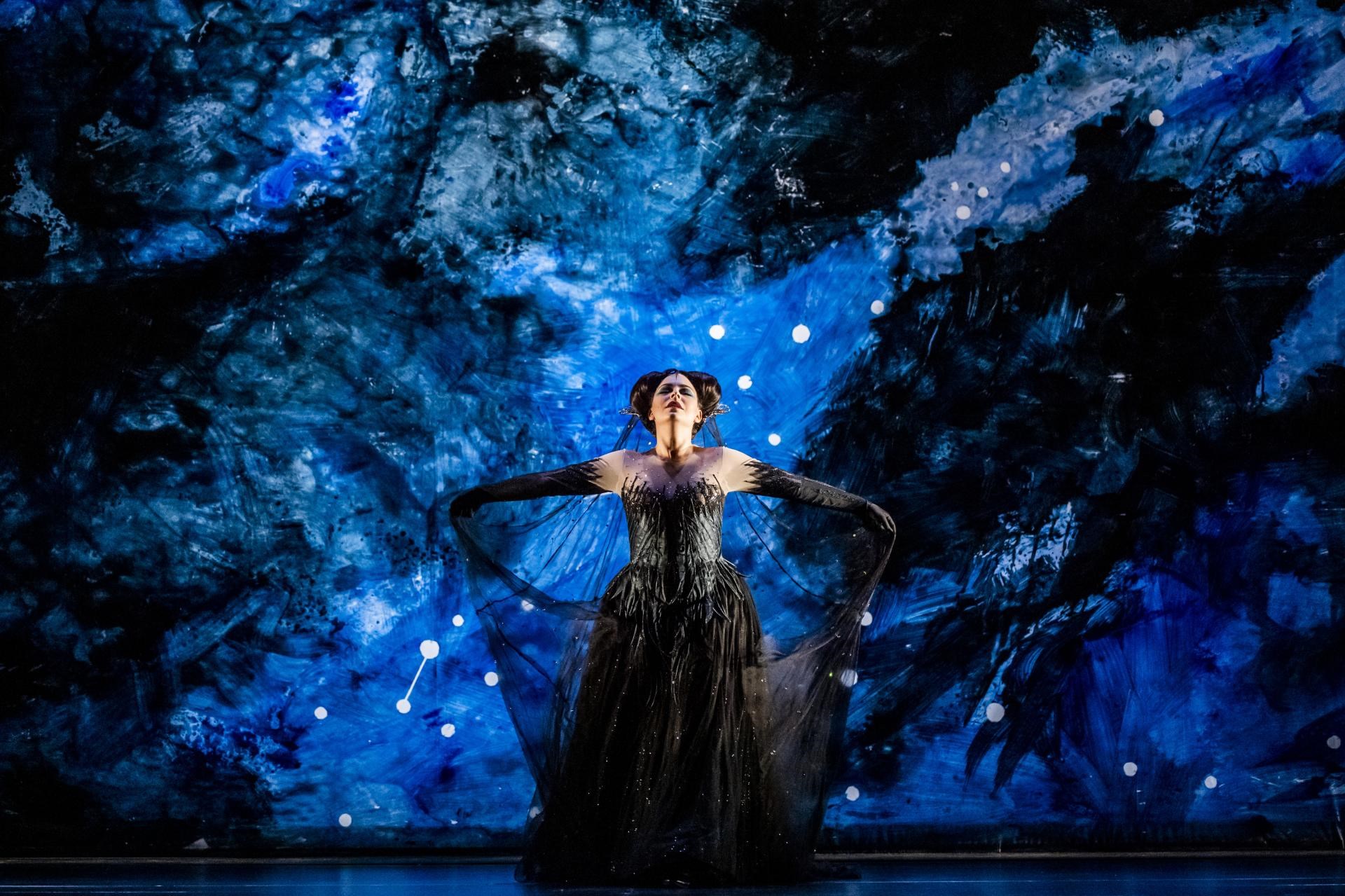 Bibliografen Klassisk: Tryllefløjten - The Royal Opera