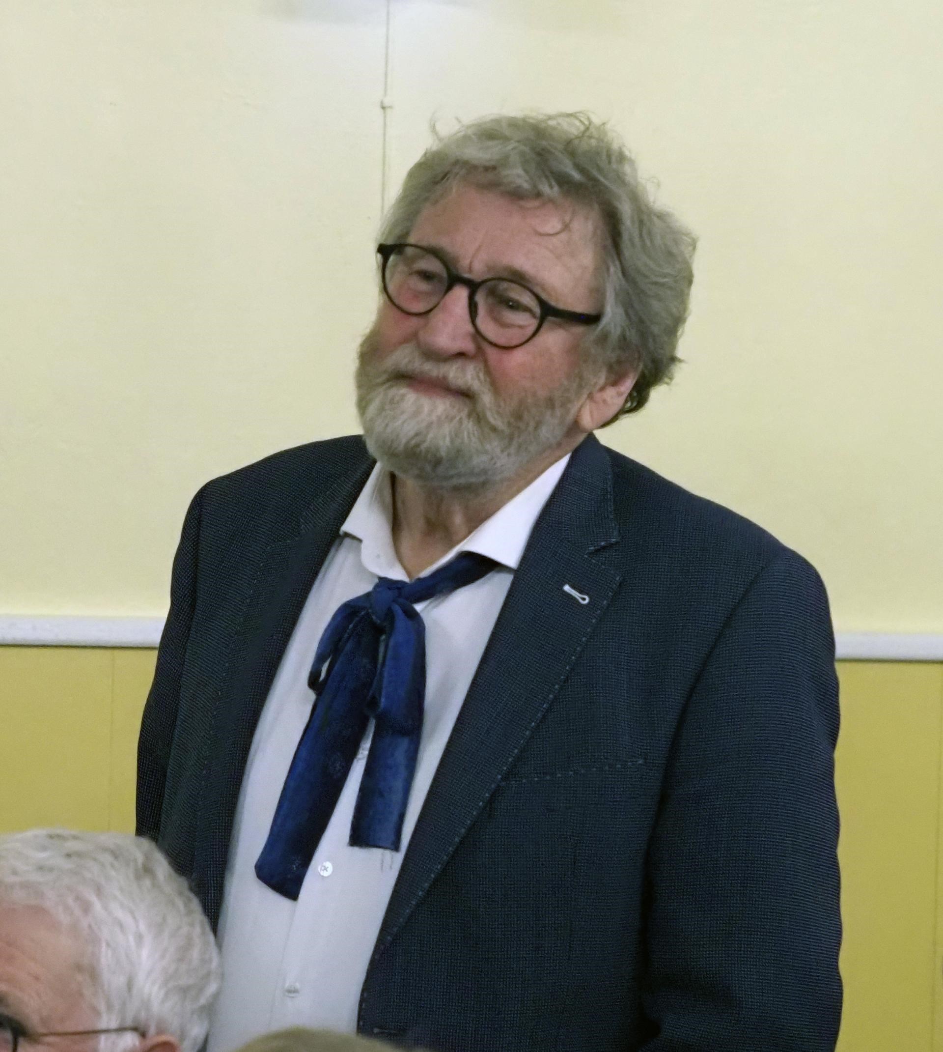 Månedens Sang med Erik Skøtt fra Midtfyns Amatørscene, MAS