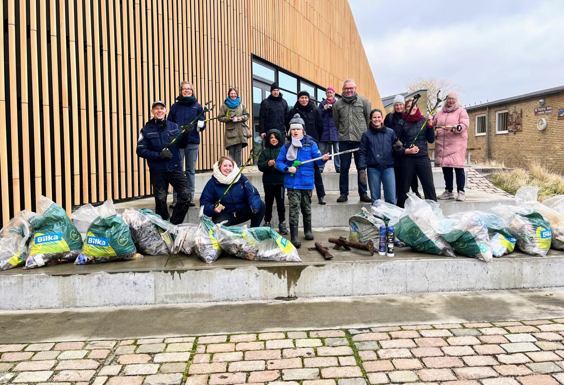 Tingbjerg tager skraldet