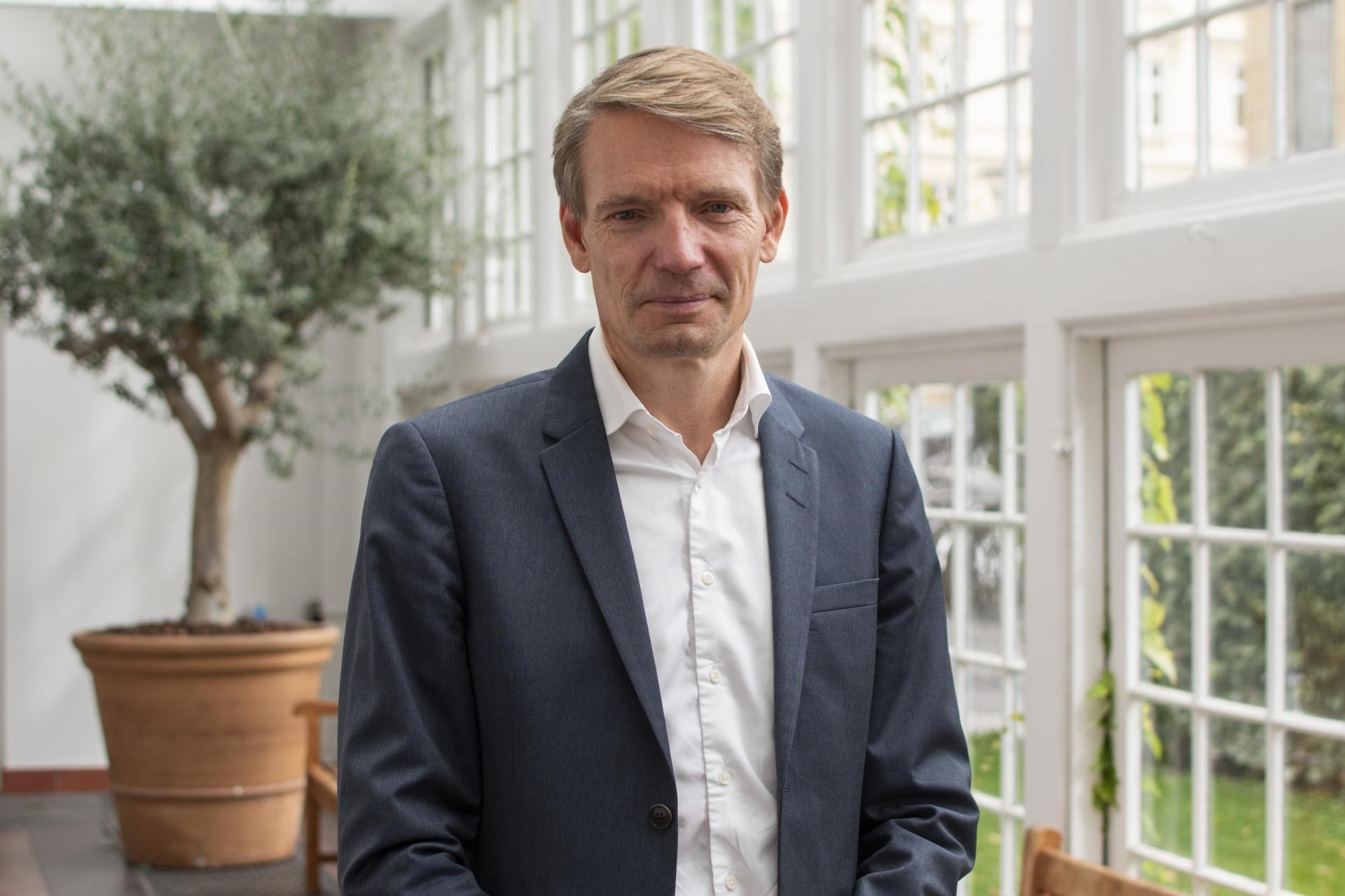 Kan demokratiet stadig tale? - Habermas og den offentlige samtales vilkår i dag