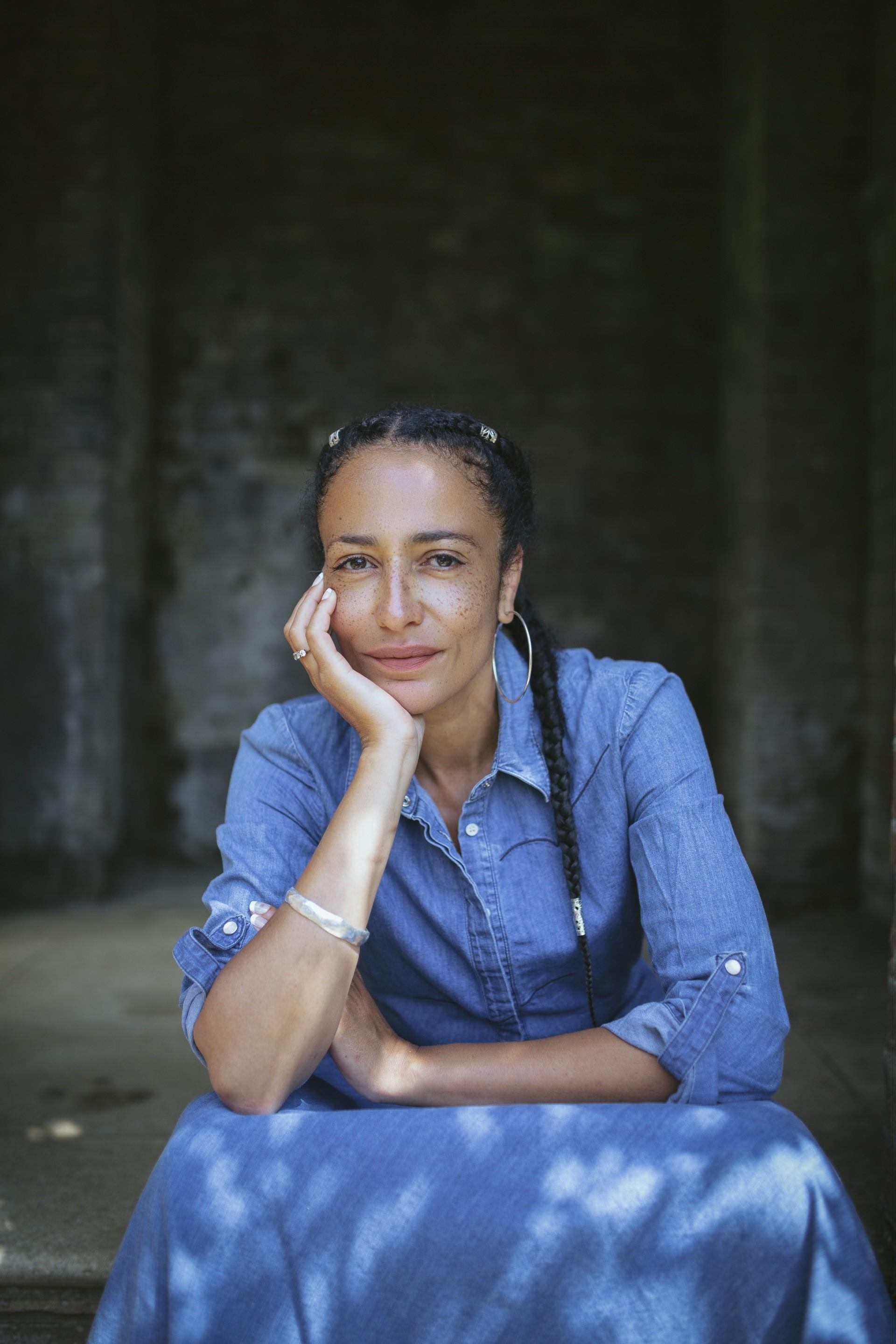 En aften i selskab med Zadie Smiths "Bedrageren"