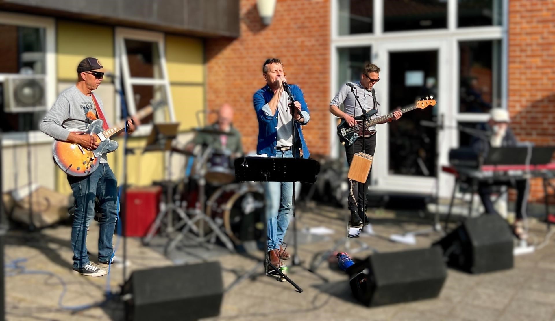 Lørdagsmusik: Modern Man