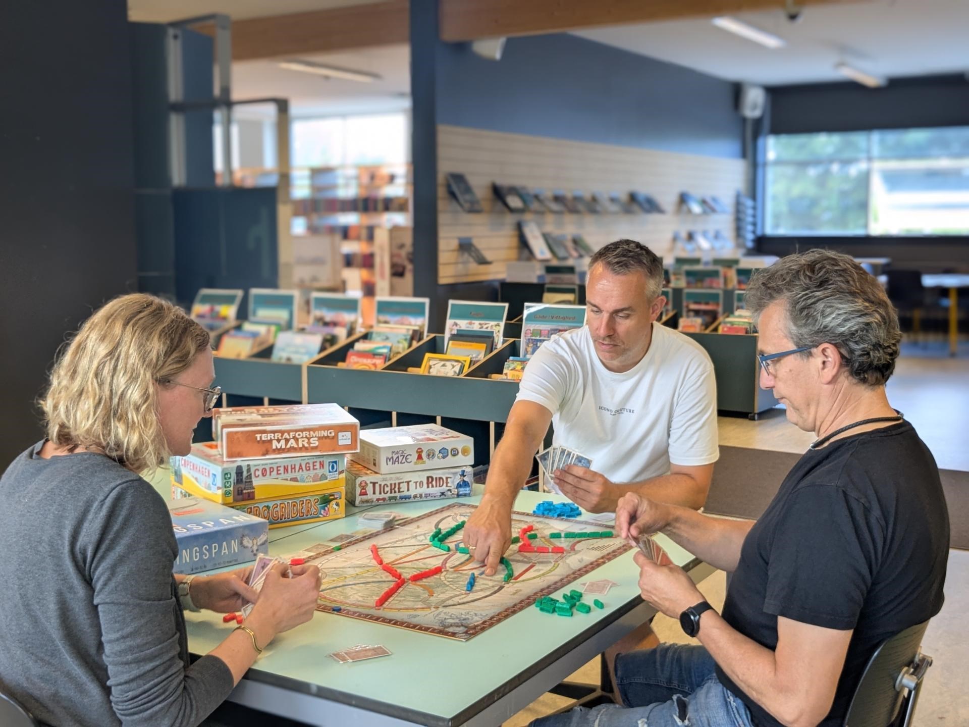 Brætspilscafé på Helsinge Bibliotek
