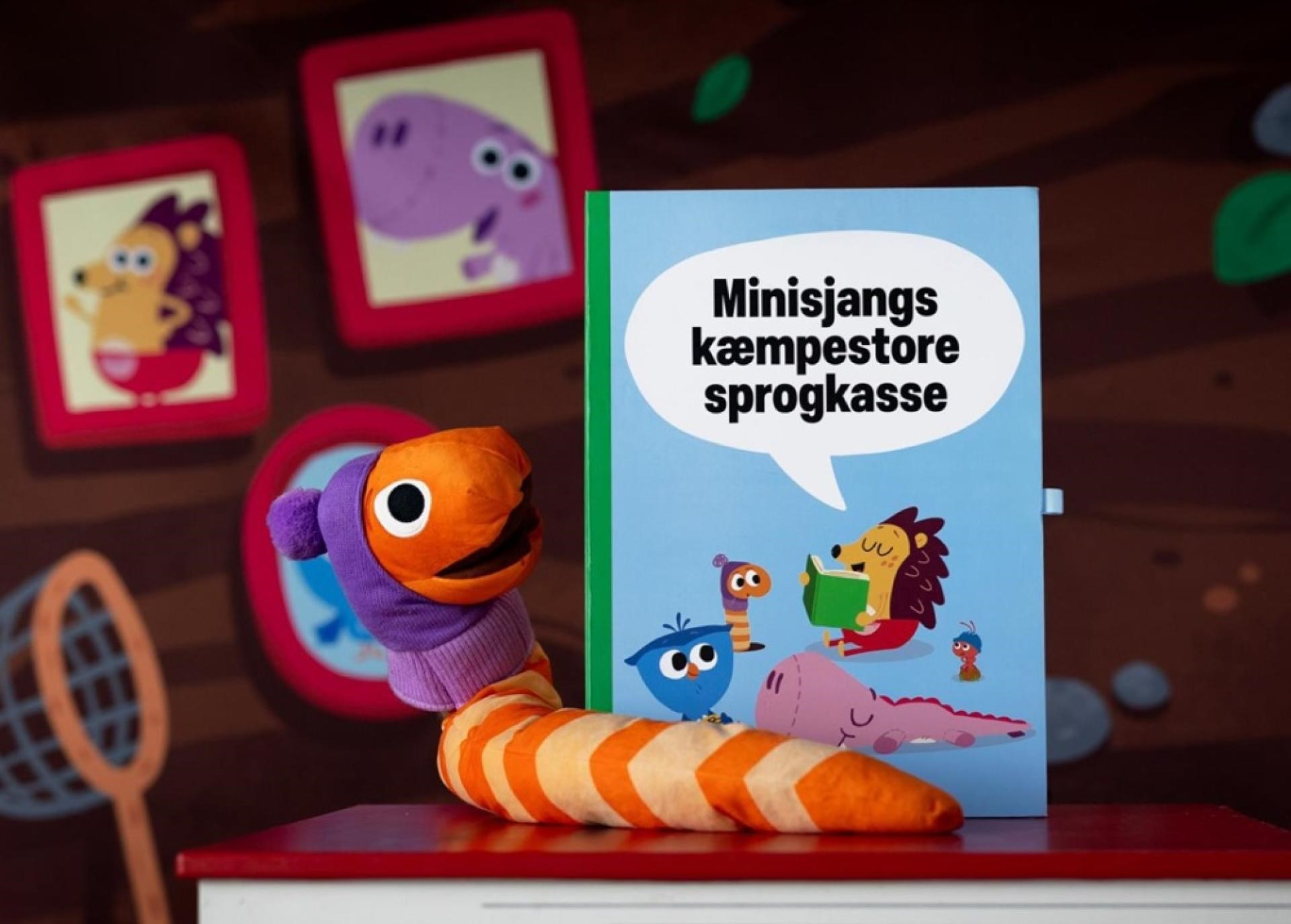 Vi åbner Minisjangs kæmpestore sprogkuffert