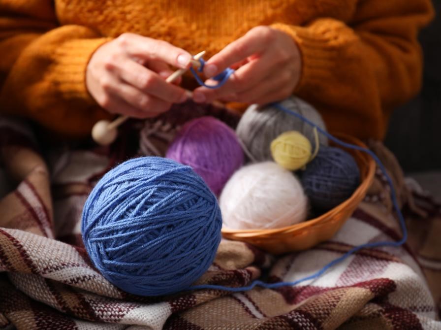 Strik og lyt på Ullerslev Bibliotek
