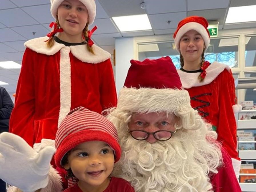 Ho! Ho! Ho! Julemanden besøger Hovedbiblioteket