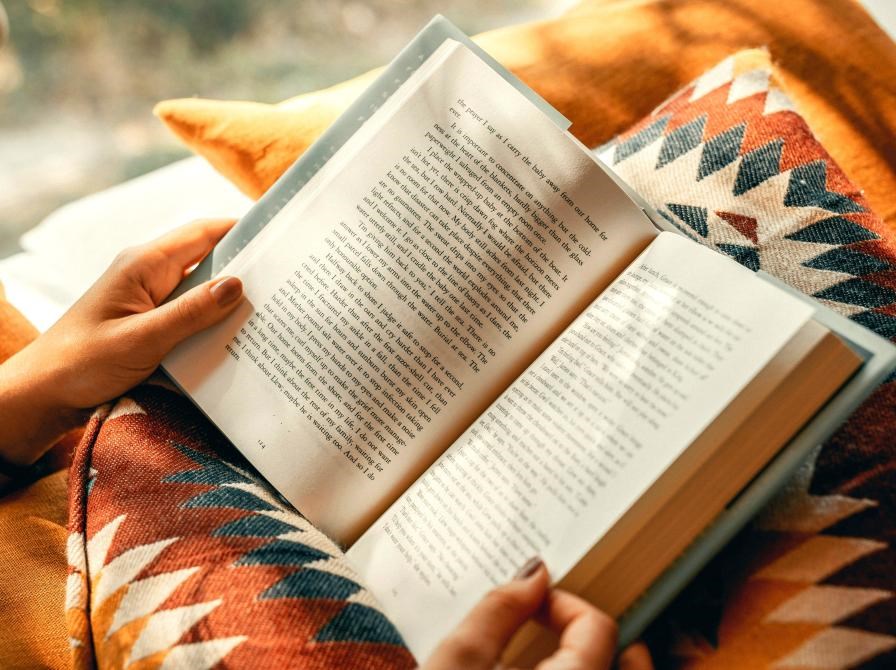 Lyt med til Fælleslæsning