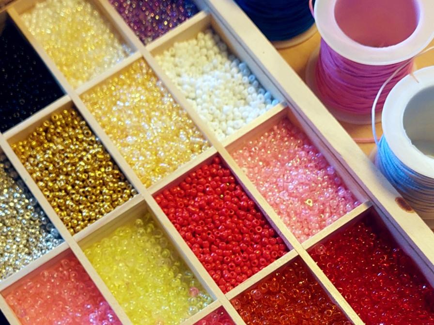 Perleplader og nøgleringe - vinterferiekrea i Bibliografen