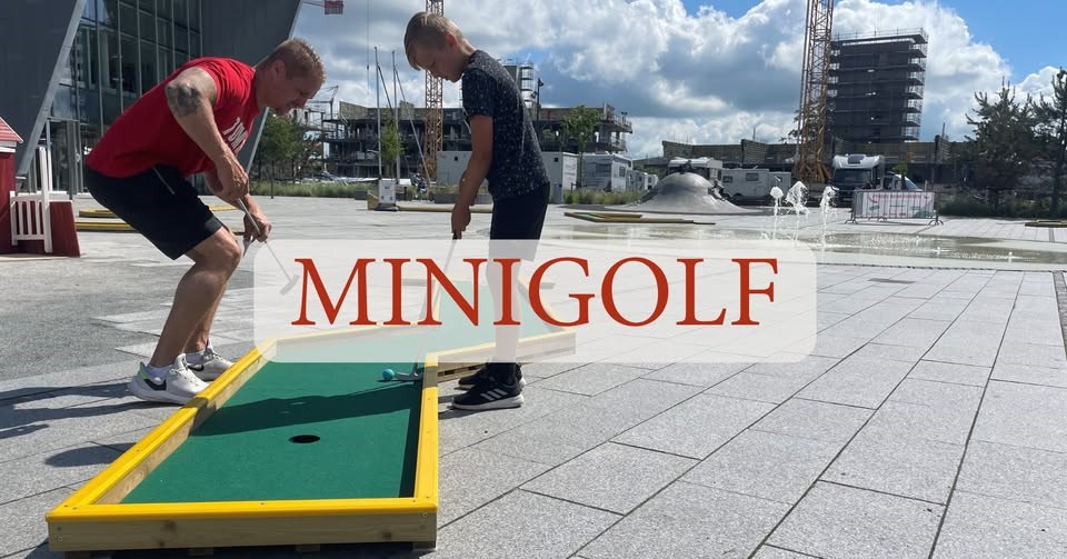 Spil maritim minigolf på KulturØ-Pladsen