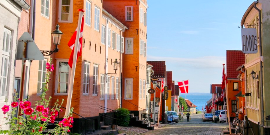 1 PLADS TILBAGE, Sommer sejlads for børn. 6 nætter