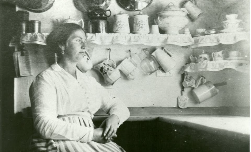 Månedens Historie: Husmoder under besættelsen