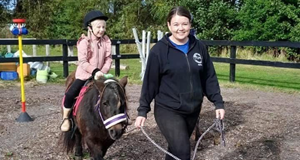 Mini-ridedag på Læsø Ridecenter