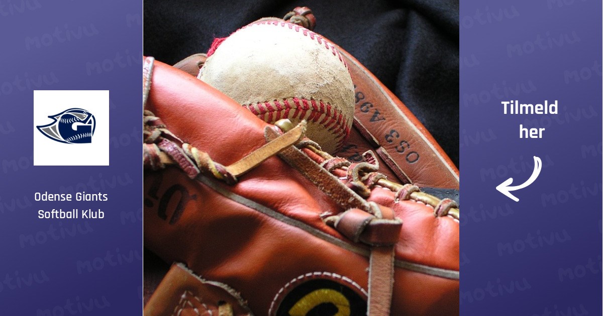 Slowpitch softball