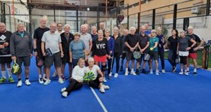 Aftenpadel i simon's hver torsdag kl. 17.00-19.00