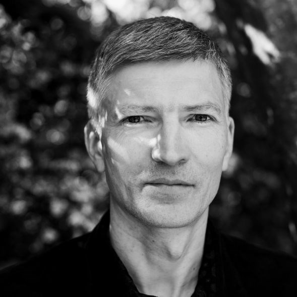 Kim Blæsbjerg foredrag om "De bedst familier" og Cheminova