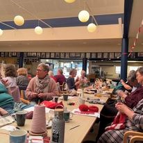 Strikke/krea-Café - Februar