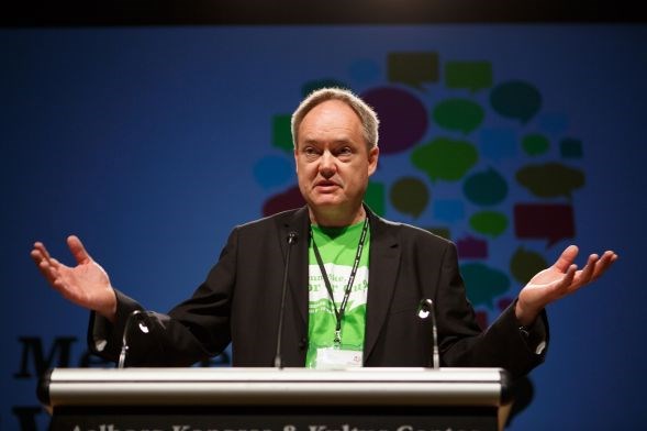 Aftenfortælling med Viggo Ernst Thomsen - "Den fantastiske Bus" En tegneserie om de sidste tider