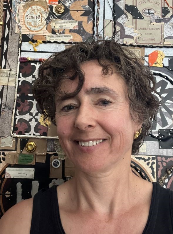 Aftenfortælling med Mikala Valeur- En kunstners opvækst