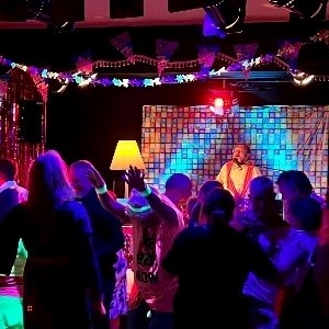 80'er og 90'er festen på rockhotellet