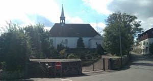 Menighedsmøde og kirkefrokost