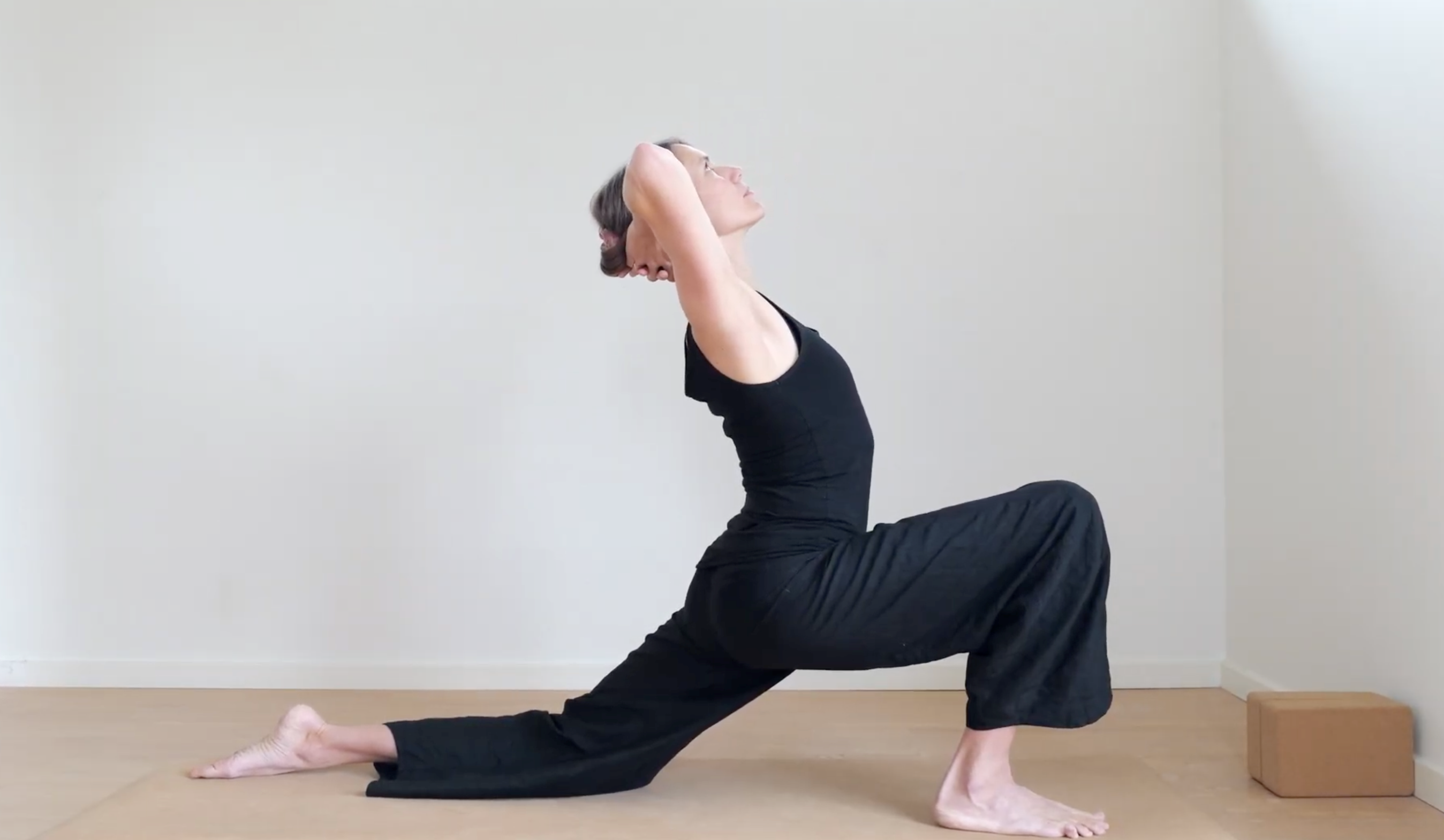 Søndagsyoga i kunsthallen