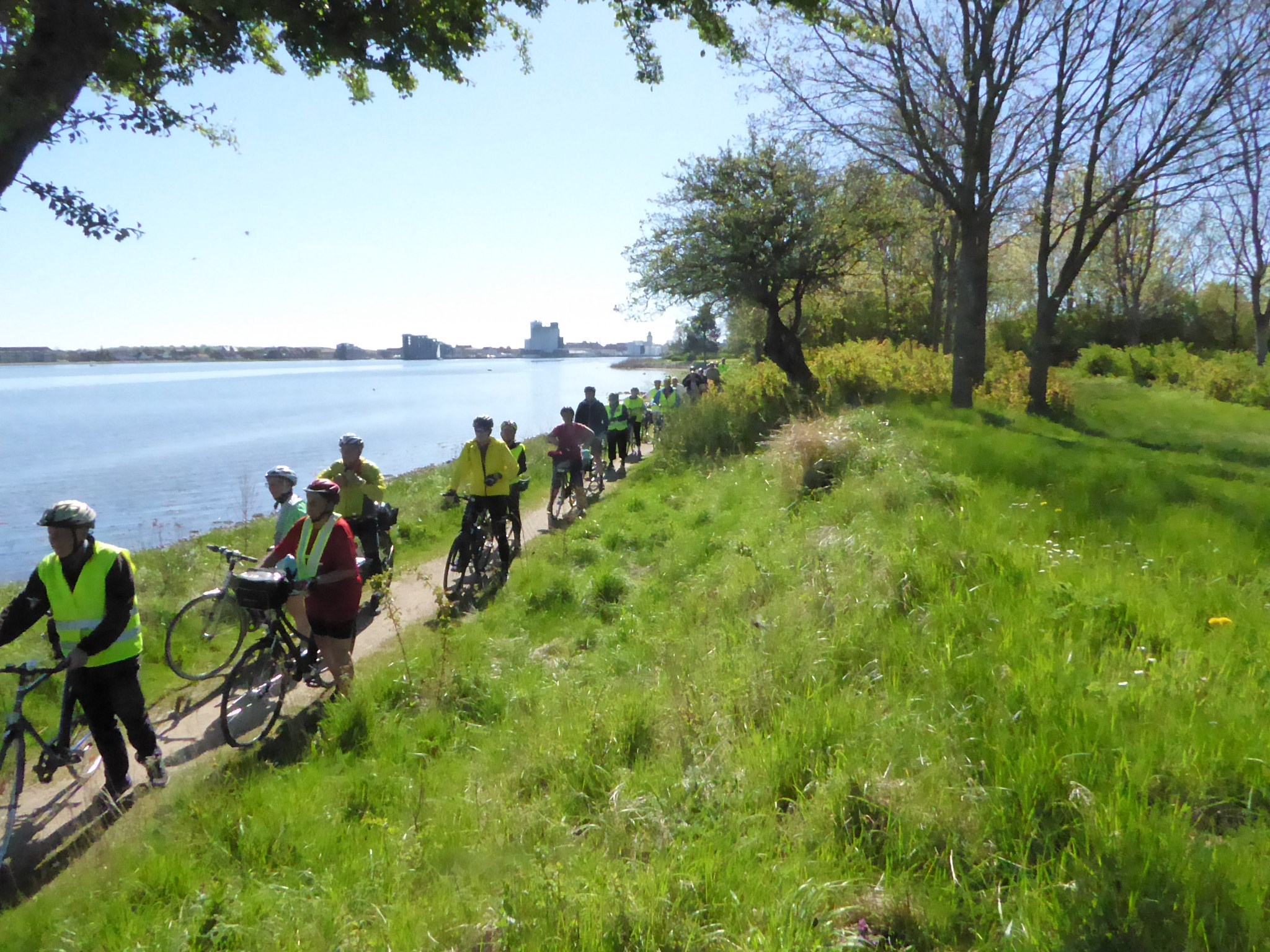 SUNDRUTEN 30 ÅR Jubilæumscykeltur rundt om Guldborgsund 44 km