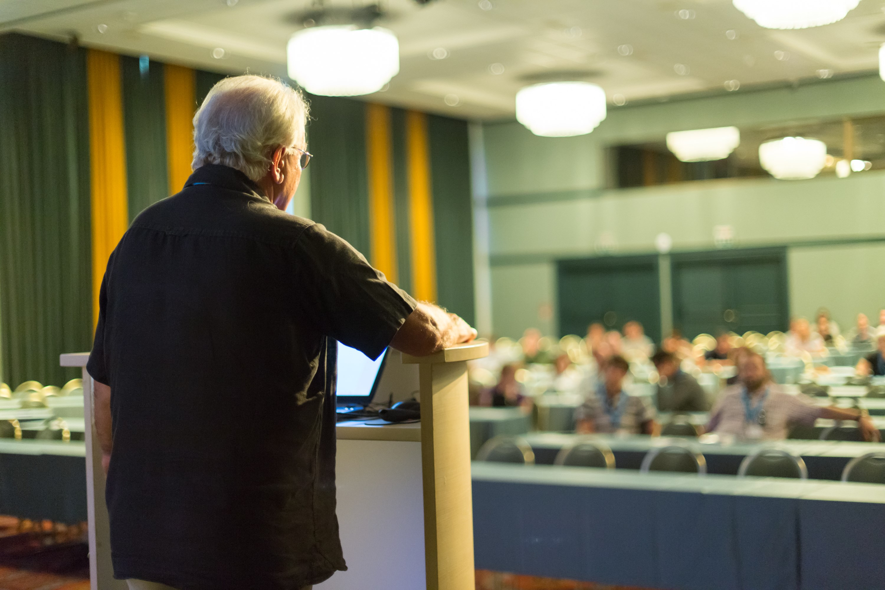 Foredrag - Ruth i krig