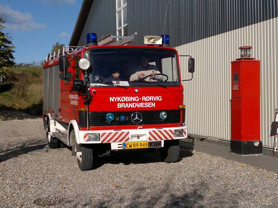 Ba Bu, Kom ud og køre en tur med en Veteran Brandbil