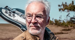 EKSTRAKONCERT: "Jørgen Olsen: Smuk som et Stjerneskud - 25 år + The Formænd: 10-års Spil Dansk