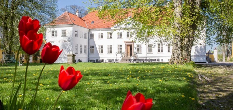 Plads til kunst - og plads til dig! Rundvisning på Kunsthøjskolen i Holbæk