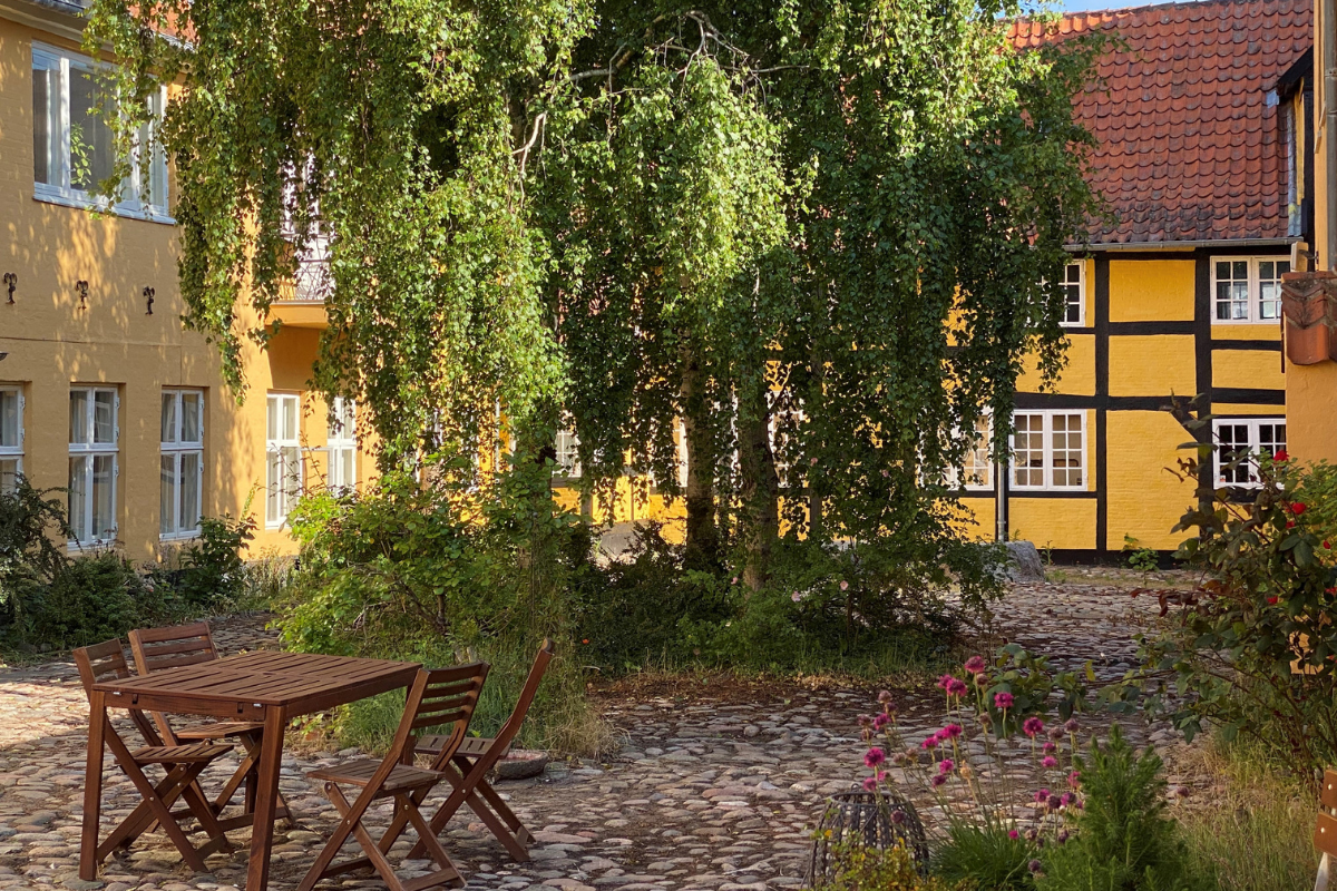 Assens fortæller