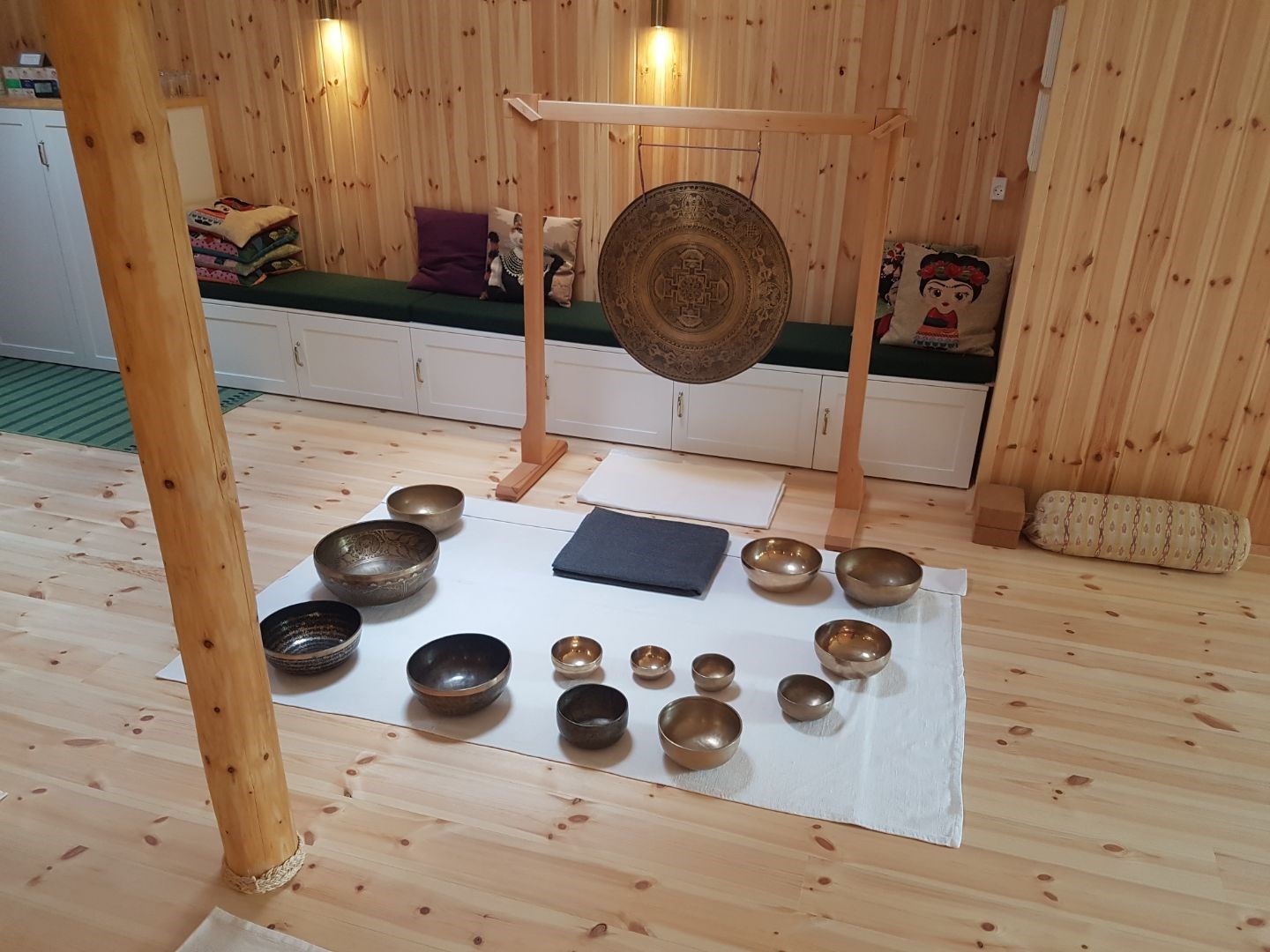 Salig Søndag - Lydterapi & Yin Yoga