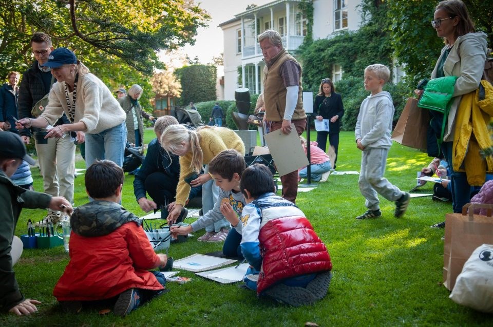 Familiedag med kunsten i naturen