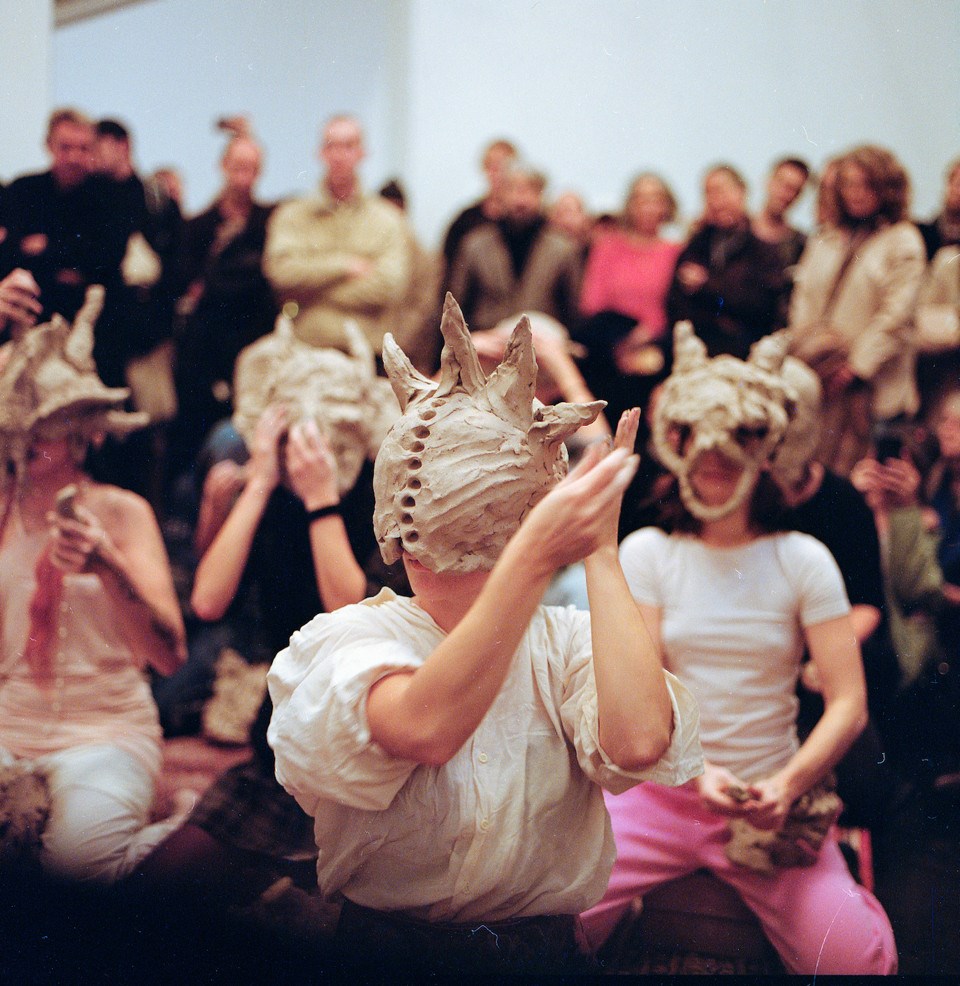 CLAYPLAY Performance - Deltag eller kig på